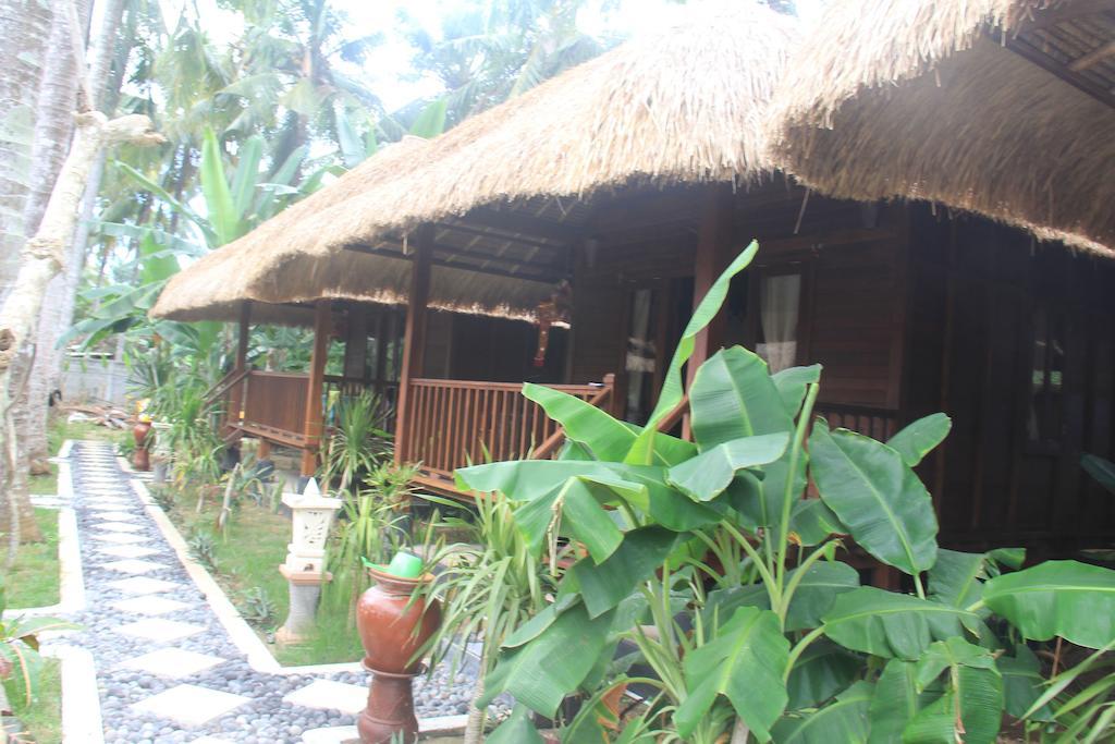 Mushroom Bay Villas Hut Nusa Penida Esterno foto